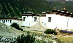 གྲོངས་གསར་དགོན་པའི་ནང་དམིགས་བསལ་གྱི་དམ་བསྒྲགས།