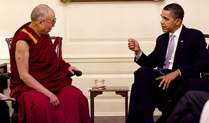༸གོང་ས་མཆོག་དང་ཨ་རི་སྲིད་འཛིན་གྱི་མཇལ་འཕྲད།