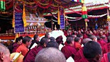 དཀར་མཛེས་སུ་དགོངས་རྫོགས་མཆོད་འབུལ་ཚོགས་པ།
