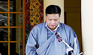 སྤྱི་འཐུས་ཚོགས་གཙོ་མཆོག་ནས་གསུང་བཤད།