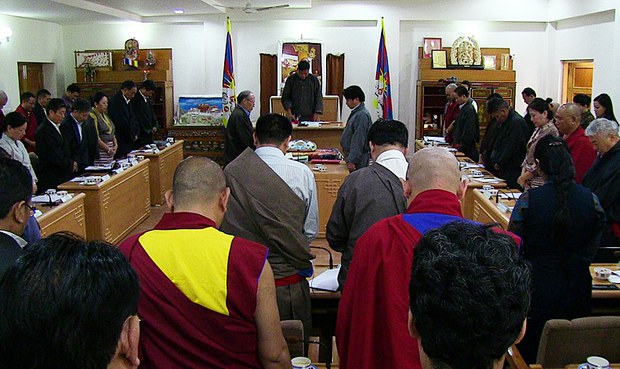 སྤྱི་འཐུས་ལྷན་ཁང་གི་གྲོས་ཚོགས་ཚོགས་དུས་དྲུག་པ།