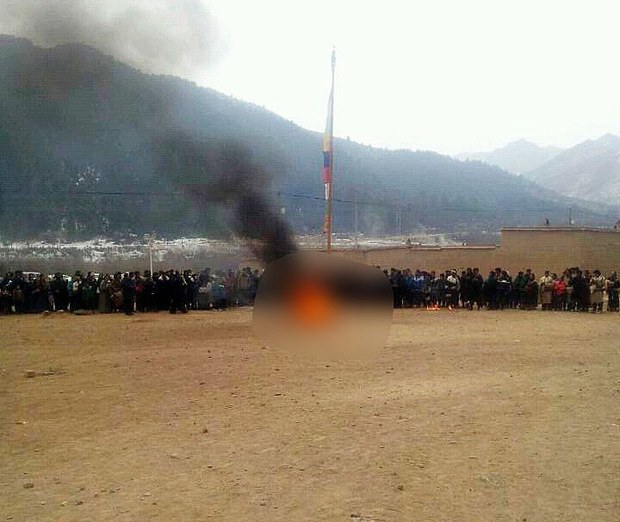 མདོ་སྨད་ཀླུ་ཆུའི་ཤིས་ཚང་ཡུལ་དུ་རང་ལུས་མེ་སྲེག