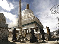reting-chorten-200.gif reting-chorten-200.gif