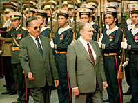 mitterrand-in-vietnam-200.jpg mitterrand-in-vietnam-200.jpg