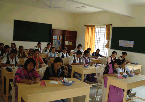 ༸གོང་ས་ཏཱ་ལའི་བླ་མ་མཐོ་རིམ་སློབ་གཉེར་ཁང་ལ་ཚད་དང་ལྡན་པའི་མཐོ་སློབ་ཀྱི་ངོས་འཛིན་ཐོབ་པ།