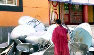 བོད་ནང་རླུང་འཕྲིན་བཀག་སྡོམ། བོད་ནང་རླུང་འཕྲིན་བཀག་སྡོམ།