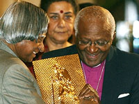 tutu-gandhi-award-200.jpg tutu-gandhi-award-200.jpg