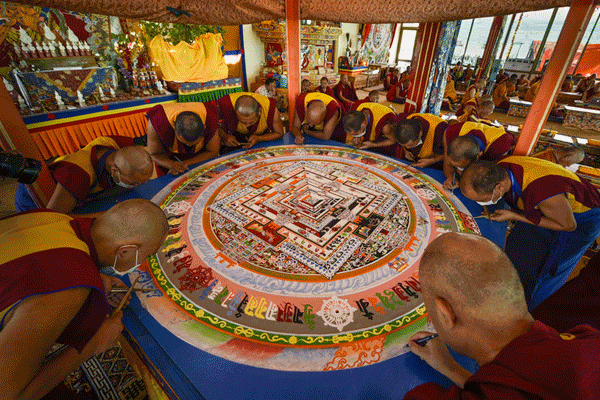དཔལ་དུས་ཀྱི་འཁོར་ལོའི་དབང་ཆེན་གྱི་དཀྱིལ་འཁོར།