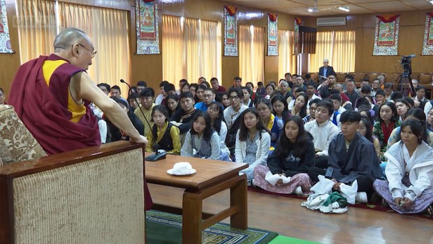 ལོ་རྒྱུས་དང་རིག་གཞུང་གིས་ཕྱུག་པའི་བོད་ཀྱི་རིག་གནས་སློབ་སྦྱོང་དགོས་པ།