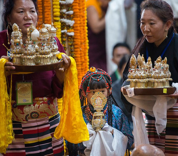 མི་རབས་རྒན་པའི་སྙིང་སྟོབས་ཀྱི་རྒྱུན་མཐུད་ཐུབ་པ་དགོས། མི་རབས་རྒན་པའི་སྙིང་སྟོབས་ཀྱི་རྒྱུན་མཐུད་ཐུབ་པ་དགོས།