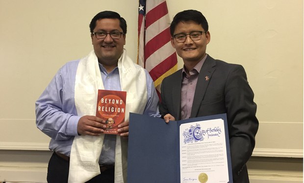 ཨ་རིའི་བྷར་ཁེ་ལི་(Berkeley)གྲོང་ཁྱེར་གྱི་གྲོང་སྡེ་ལྷན་ཚོགས་ཀྱིས་ངོས་ནས་༧གོང་ས་མཆོག་ལ་ཆེ་བསྟོད་ཞུས་བ། ༢༠༡༧།༡༠།༡༧ ཨ་རིའི་བྷར་ཁེ་ལི་(Berkeley)གྲོང་ཁྱེར་གྱི་གྲོང་སྡེ་ལྷན་ཚོགས་ཀྱིས་ངོས་ནས་༧གོང་ས་མཆོག་ལ་ཆེ་བསྟོད་ཞུས་བ། ༢༠༡༧།༡༠།༡༧