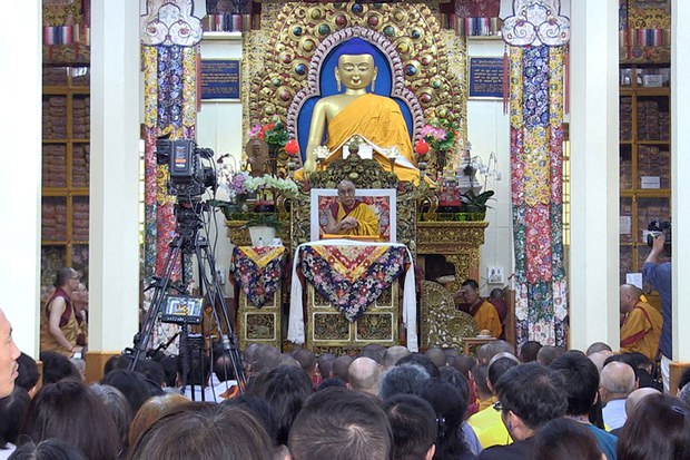 བྱམས་བརྩེ་ལྡན་པའི་དུས་རབས་བཟོ་གལ་ཆེ།