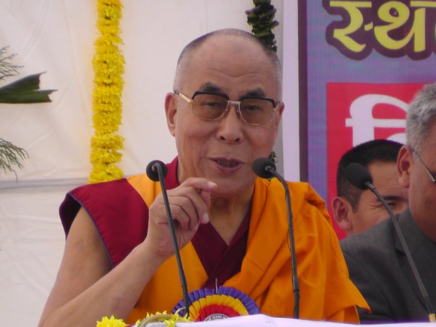 ༧གོང་ས་མཆོག་གིས་བཟང་སྤྱོད་ཐད་རྒྱ་གར་བ་མང་པོར་བཀའ་སློབ་གནང་བཞིན་པ།