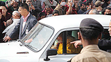 ༸གོང་ས་མཆོག་རྡོ་རྗེ་གདན་ནས་ཆིབས་༸ཞལ་བསྒྱུར།
