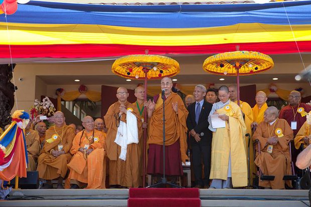 ༧གོང་ས་མཆོག་ཨ་རིའི་མངའ་སྡེ་ཁེ་ལེ་ཧྥོ་ནི་ཡའི་མཛད་འཕྲིན།