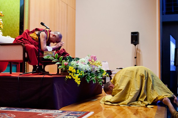 ༧གོང་ས་མཆོག་ཉི་ཧོང་གི་ཀྱོ་ཏོ་ཤུ་ཆིན་ནང་པའི་གཙུག་ལག་སློབ་གྲྭར་ཕེབས་སྐབས། ༢༠༡༤།༤།༡༠
