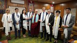 ཡོ་རོབ་གྲོས་ཚོགས་འཐུས་མིའི་སྐུ་ཚབ་ཚོགས་ཆུང་ལ་མཇལ་ཁ།