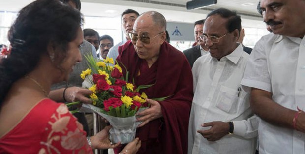 ༧གོང་ས་མཆོག་ལྷོ་ཕྱོགས་དཔལ་ལྡན་འབྲས་སྤུངས་སུ་ཞབས་སོར་འཁོད་སྐབས། ༢༠༡༧།༢།༩