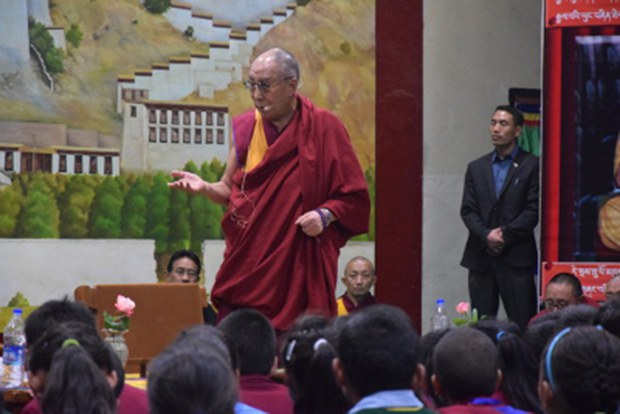  ༸གོང་ས་མཆོག་ནས་རིག་ལམ་འདུ་འཛོམས་ཐོག་བཀའ་སློབ།