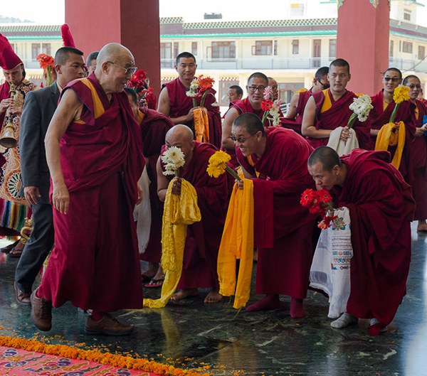 བཤད་སྒྲུབ་གཉིས་གལ་ཆེ། བཤད་སྒྲུབ་གཉིས་གལ་ཆེ།