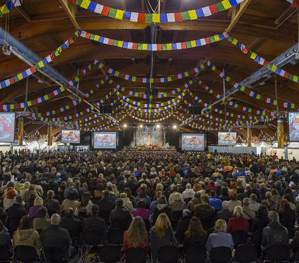 ༸གོང་ས་མཆོག་ལ་ཏི་ཝི་ཡར་ཆིབས་བསྒྱུར། ༸གོང་ས་མཆོག་ལ་ཏི་ཝི་ཡར་ཆིབས་བསྒྱུར།