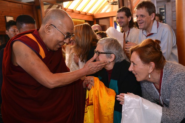 དཔལ་རྡོ་རྗེ་འཇིགས་བྱེད་བཅུ་གསུམ་པའི་བཀའ་དབང་བསྩལ་གནང་མཛད་པ།