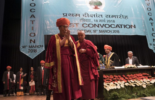 ཇ་མུ་གཙུག་ལག་སློབ་གྲྭའི་བསླབ་པ་མཐར་སོན་གྱི་མཛད་སྒོ།