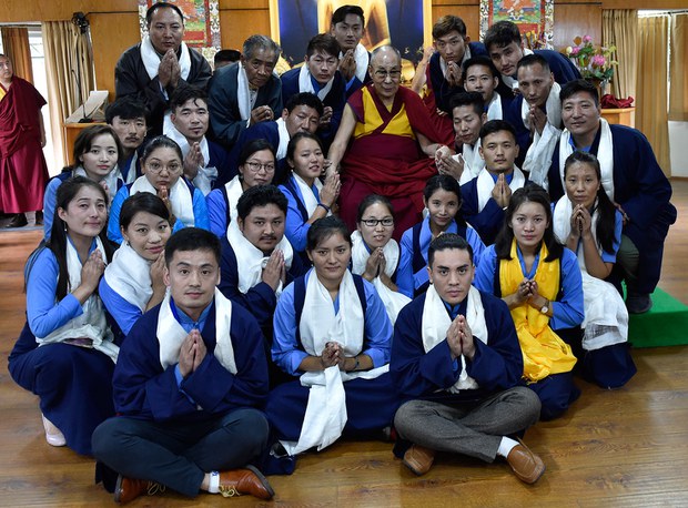 བོད་ཀྱི་སྨན་རྩིས་སློབ་མཐར་སོན་པའི་སློབ་ཕྲུག་རྣམས་ལ་དམིགས་བསལ་བཀའ་སློབ། བོད་ཀྱི་སྨན་རྩིས་སློབ་མཐར་སོན་པའི་སློབ་ཕྲུག་རྣམས་ལ་དམིགས་བསལ་བཀའ་སློབ།