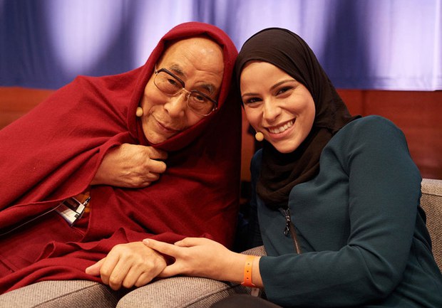 ༸གོང་ས་མཆོག་གི་སྦེལ་ཇམ་ནང་གི་མཛད་འཕྲིན།