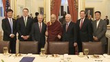 ༸གོང་ས་མཆོག་ཨ་རིའི་གྲོས་ཚོགས་སུ་ཆིབས་བསྒྱུར་བསྐྱངས་གནང་མཛད་པ།