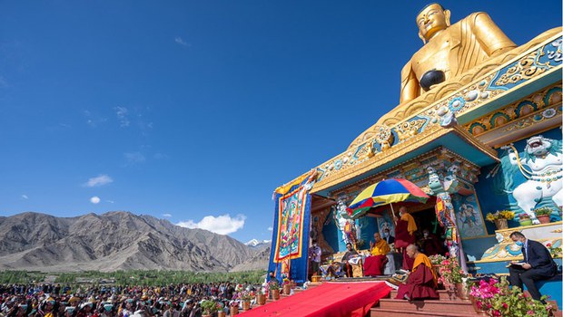 ༧གོང་ས་མཆོག་ཏོག་དགོན་པར་ཆིབས་བསྒྱུར་མཛད་པ།