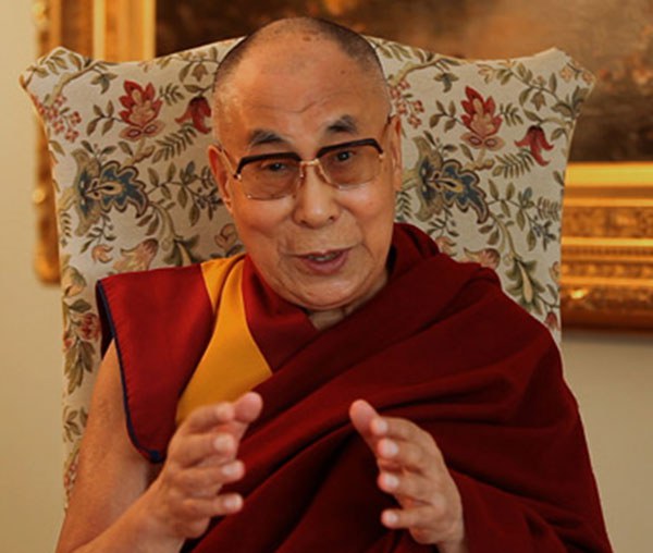 ལོ་གསར་གྱི་འཚམས་འདྲི་གནང་བ། ལོ་གསར་གྱི་འཚམས་འདྲི་གནང་བ།
