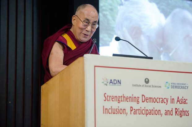 ༸གོང་མཆོག་ནས་ཇོརྗ་ཕར་ནེན་ཌེསི་ལ་གཟེངས་བསྟོད་གནང་བ། ༸གོང་མཆོག་ནས་ཇོརྗ་ཕར་ནེན་ཌེསི་ལ་གཟེངས་བསྟོད་གནང་བ།
