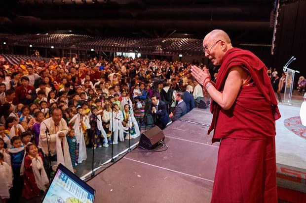 ནང་ཆོས་དང་སྐད་ཡིག་ནི་བོད་ཀྱི་བླ་སྲོག་ཡིན།