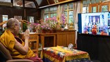 ཆབ་སྲིད་ཀྱི་དཀའ་ངལ་འཕྲད་སྐབས་སེམས་ཞུམ་ནས་མ་བསྡད། གོང་ས་མཆོག་གིས།