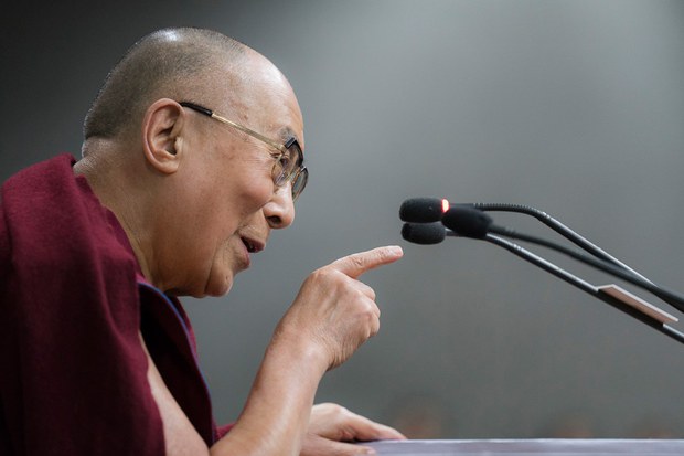ལྡེ་ར་ལྡུན་ནས་ཡིན་པའི་བོད་མི་རྒན་ཁོག་རྣམས་ལ་མཇལ་ཁ་གནང་ཡོད་པ།
