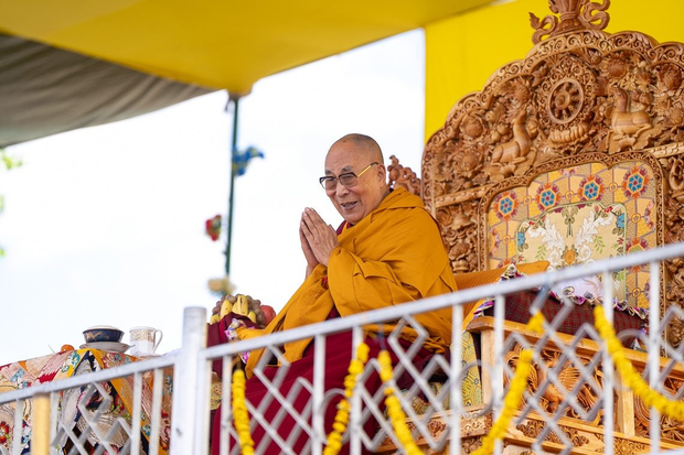 ཀུན་ལ་ཕན་སེམས་དང་བོད་སྐད་ཡིག་སློབ་སྦྱོང་།