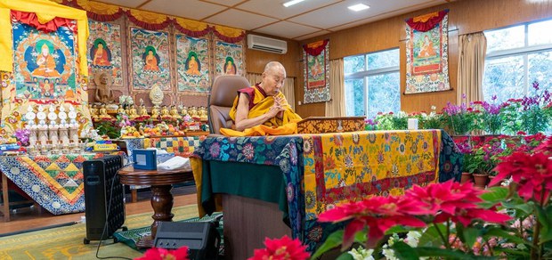 ༧གོང་ས་མཆོག་གིས་ཉམས་ལེན་དང་སློབ་གཉེར་ཐོག་ནས་རྗེ་རིན་པོ་ཆེར་དྲན་གསོ་ཞུ་དགོས་པའི་བཀའ་གནང་བ། ༧གོང་ས་མཆོག་གིས་ཉམས་ལེན་དང་སློབ་གཉེར་ཐོག་ནས་རྗེ་རིན་པོ་ཆེར་དྲན་གསོ་ཞུ་དགོས་པའི་བཀའ་གནང་བ།