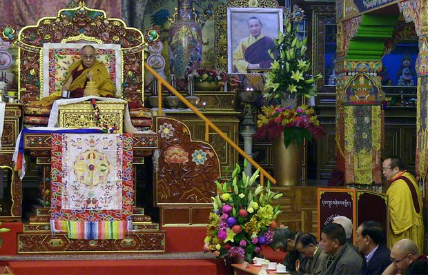 ༸གོང་ས་མཆོག་ནས་ཆོས་ལུགས་ཁག་མཐུན་སྒྲིལ་དགོས་པའི་བཀའ་སློབ།