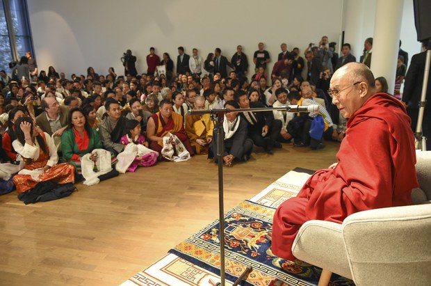 བོད་རིགས་ནས་བོད་སྐད་སྦྱང་དགོས།