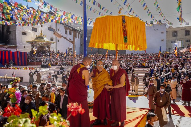 ཆོས་ལུགས་མཐུན་སྒྲིལ་དང་བྱམས་བརྩེ།