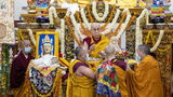 བོད་ཀྱི་དར་རྒུད་ཁྲོད་བསྟན་སྲིད་ལ་ཞབས་འདེགས་གྲུབ་གནང་པ།