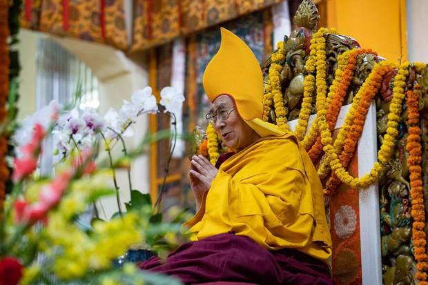 བོད་ཀྱི་སྐད་ཡིག་ལ་མཐོང་ཆེན་དང་བོད་ཡིག་ཐོག་ཡོད་པའི་སངས་རྒྱས་བསྟན་པ།