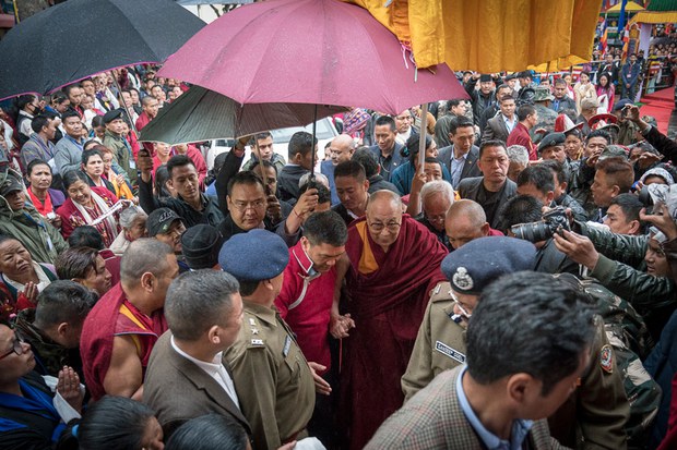 ༧གོང་ས་མཆོག་ཨ་རུ་ཎཱ་ཅལ་མངའ་སྡེའི་ནང་ཆིབས་བསྒྱུར།