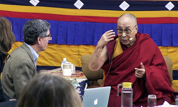 མི་ཕན་ཚུན་གཅིག་གྱུར་གྱི་འདུ་ཤེས་དེ་དཀའ་རྙོག་ཡོད་པའི་ཡུལ་ལུང་ཁག་ཏུ་སྤེལ་རྒྱུ་གལ་ཆེ།