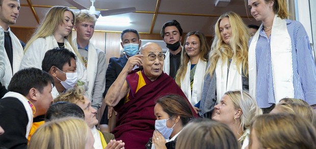 ལོ་ངོ་སྟོང་ཕྲག་རིང་ཆོས་ཚུལ་བཟང་པོ་འདི་གཅེས་འཛིན་བྱས་པ།