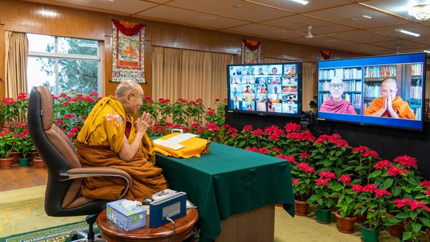 པ་ལི་དང་ལེགས་སྦྱར་གྱི་ཆོས་བརྒྱུད་ཕན་ཚུན་དབར་འབྲེལ་བ་གཏིང་ཟབ་ཏུ་གཏོང་ཐུབ་ན་ཕན་ཐོགས་ཆེན་པོ་ཡོད།