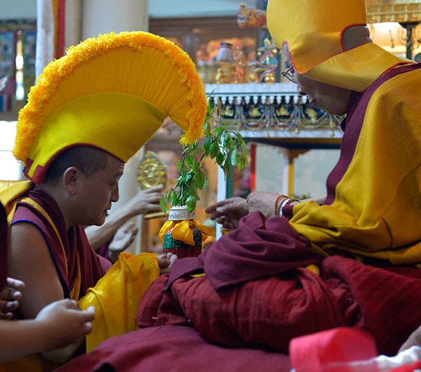 རྟ་དབང་དགོན་པའི་བརྟན་བཞུགས། རྟ་དབང་དགོན་པའི་བརྟན་བཞུགས།