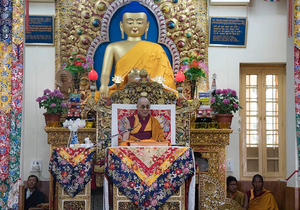 བོད་པའི་གཞོན་སྐྱེས་ཚོར་ནང་ཆོས་ངོ་སྤྲོད། བོད་པའི་གཞོན་སྐྱེས་ཚོར་ནང་ཆོས་ངོ་སྤྲོད།