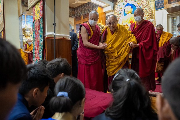 གཞོན་སྐྱེས་ཚོར་ནང་ཆོས་ངོ་སྤྲོད་ཐེངས་༡༧པ།